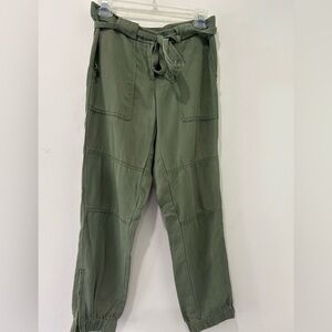 LOFT - Green Belted Cargo Joggers Size 0P